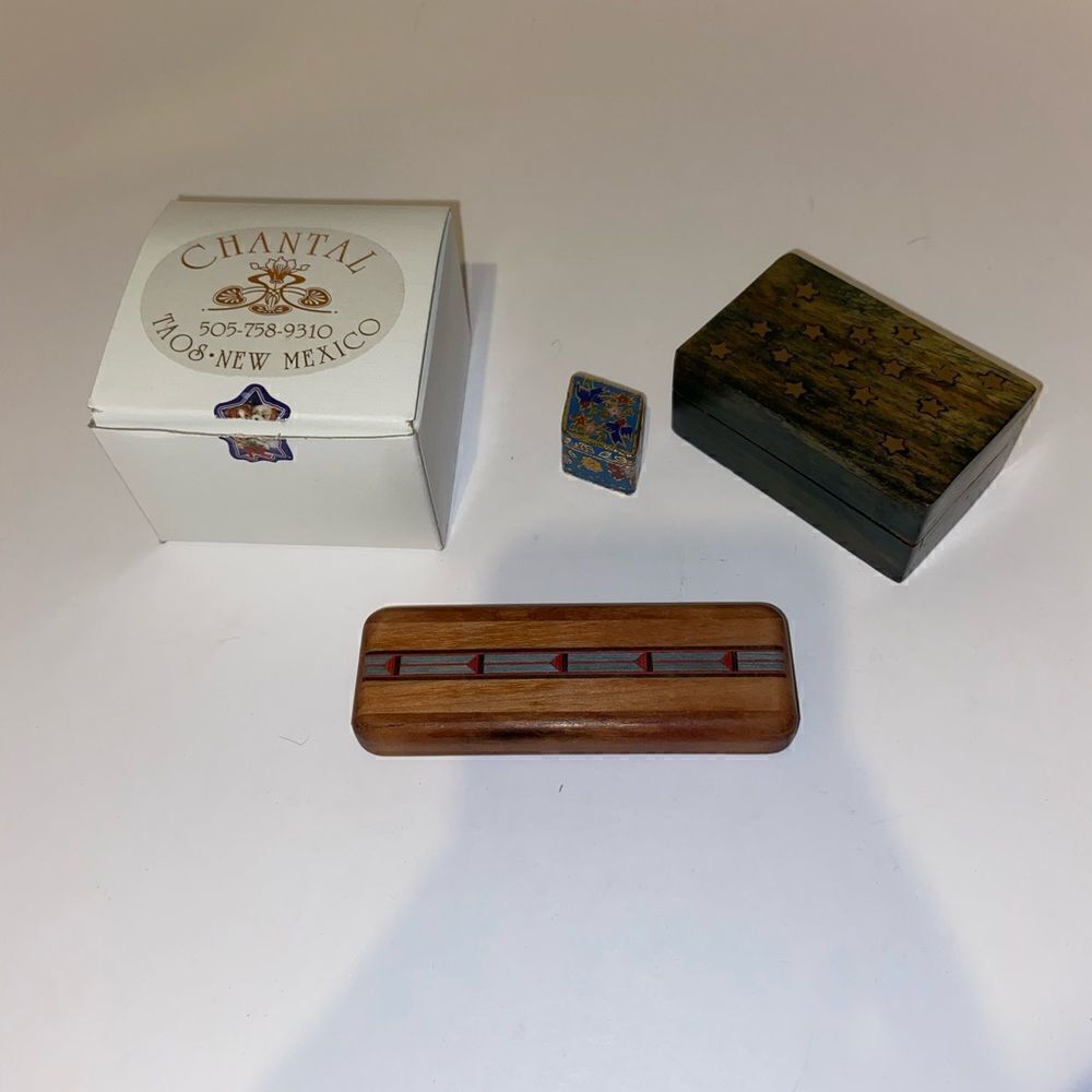 ‎4 Small Random Trinket boxes vintage